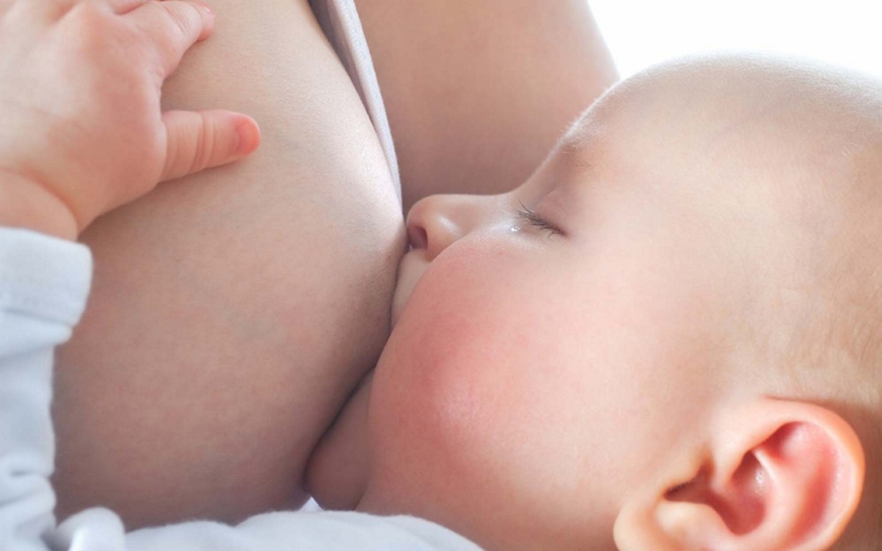 Baby Breastfeeding Banner