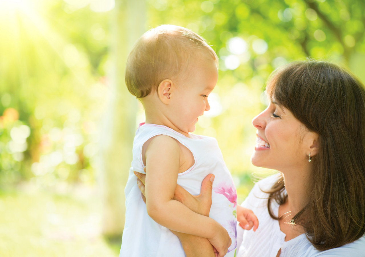 8 Tipps für Babys erstes Fläschchen