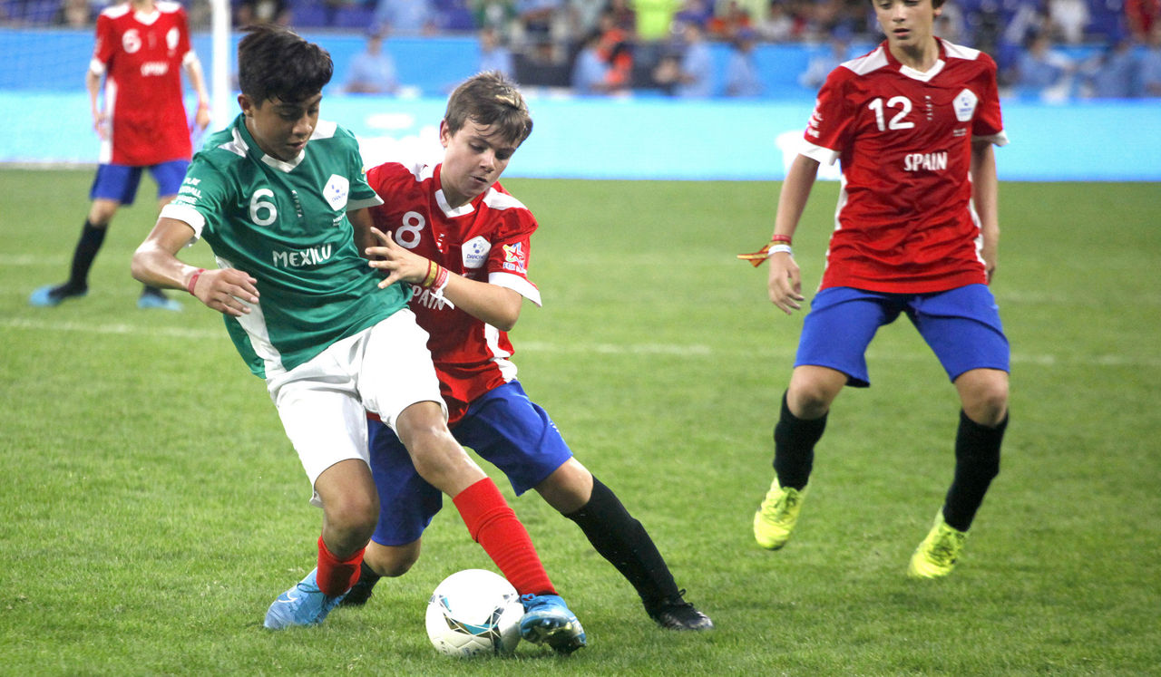 Sigue la competición en  