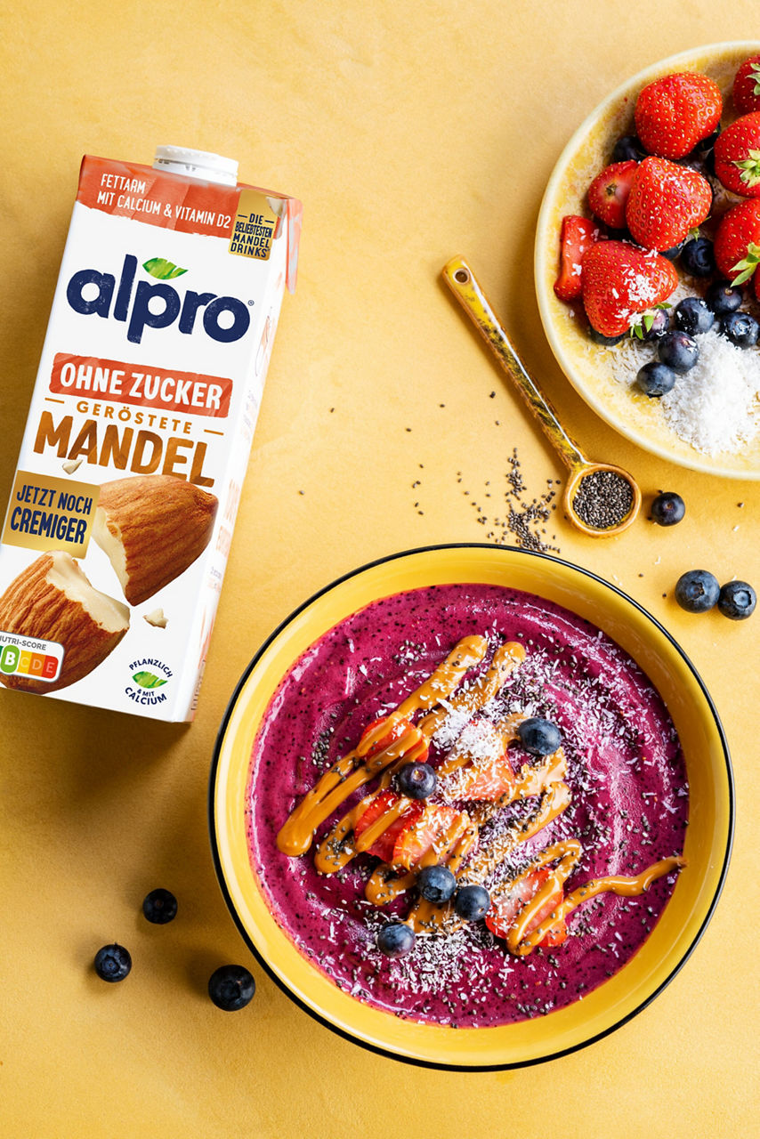 ALPRO IST MARKTFÜHRER1: STUDIE ZEIGT, WARUM DER MANDELDRINK DIE AM STÄRKSTEN WACHSENDE MILCHALTERNATIVE IST