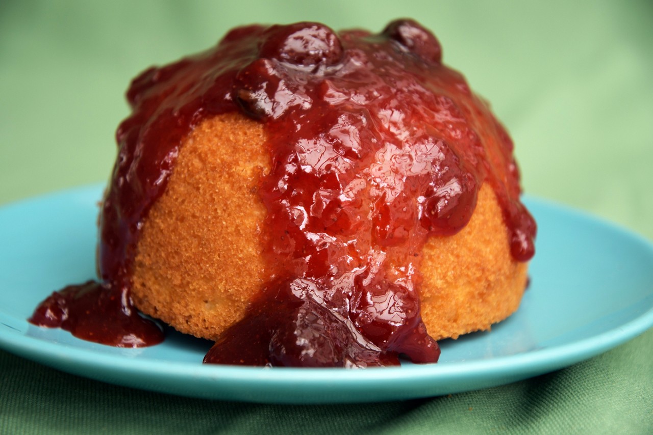 syrup jam sponge pudding