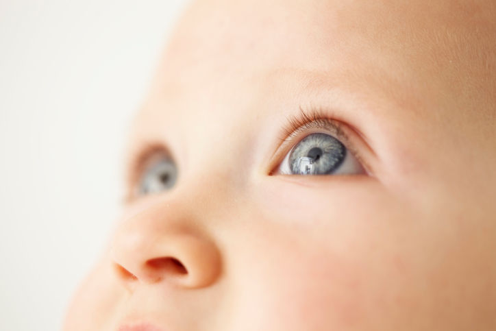 baby-during-health-check