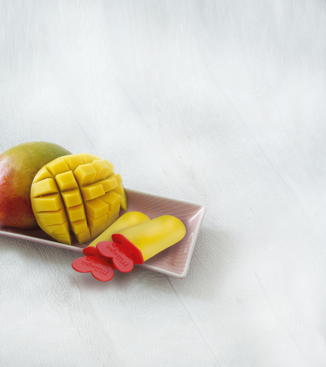 Mango-Kindermilch Eis-Pop