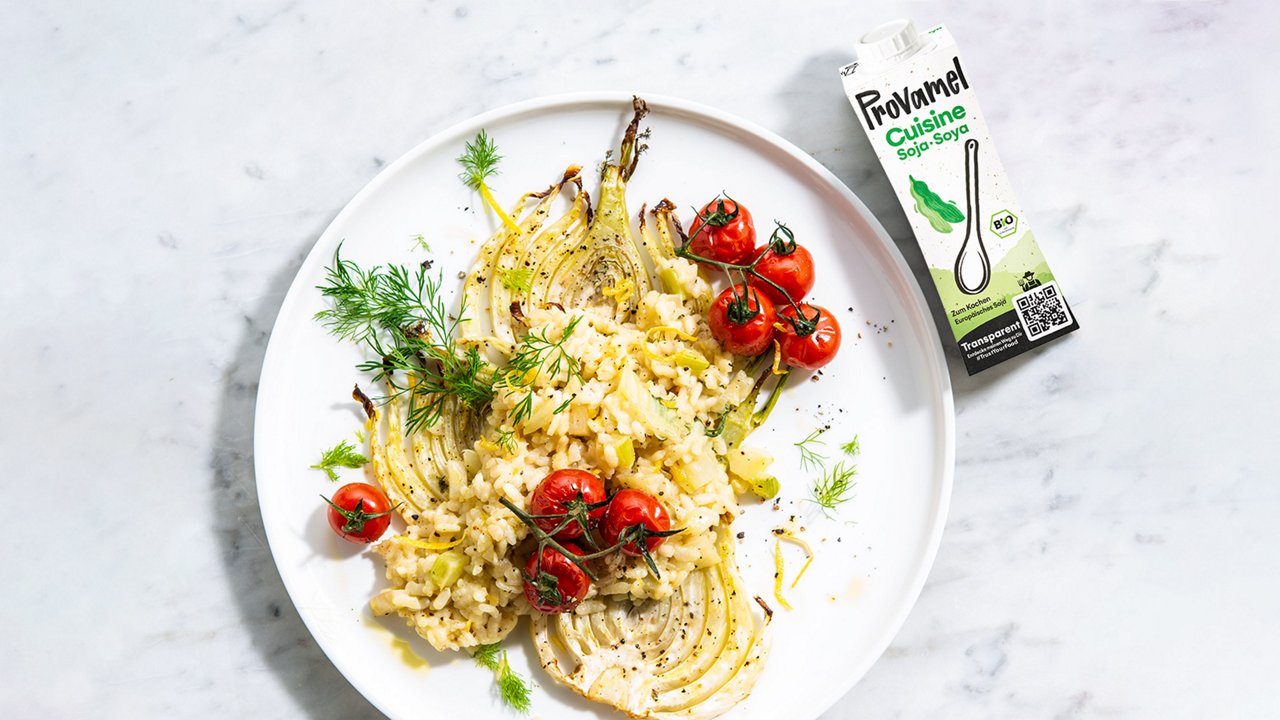 risotto mit geröstetem fenchel und kirschtomaten