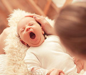 Asset 3 Monats Kolik baby gaehnen