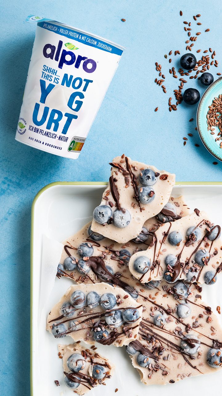 0D990B90-2CAB-45CD-84836C254DEB2EF1<br>_ 2. Alpro_FYY_TINY_Joghurt_bites_GL_PI_Standard_Ad__9x16.jpg