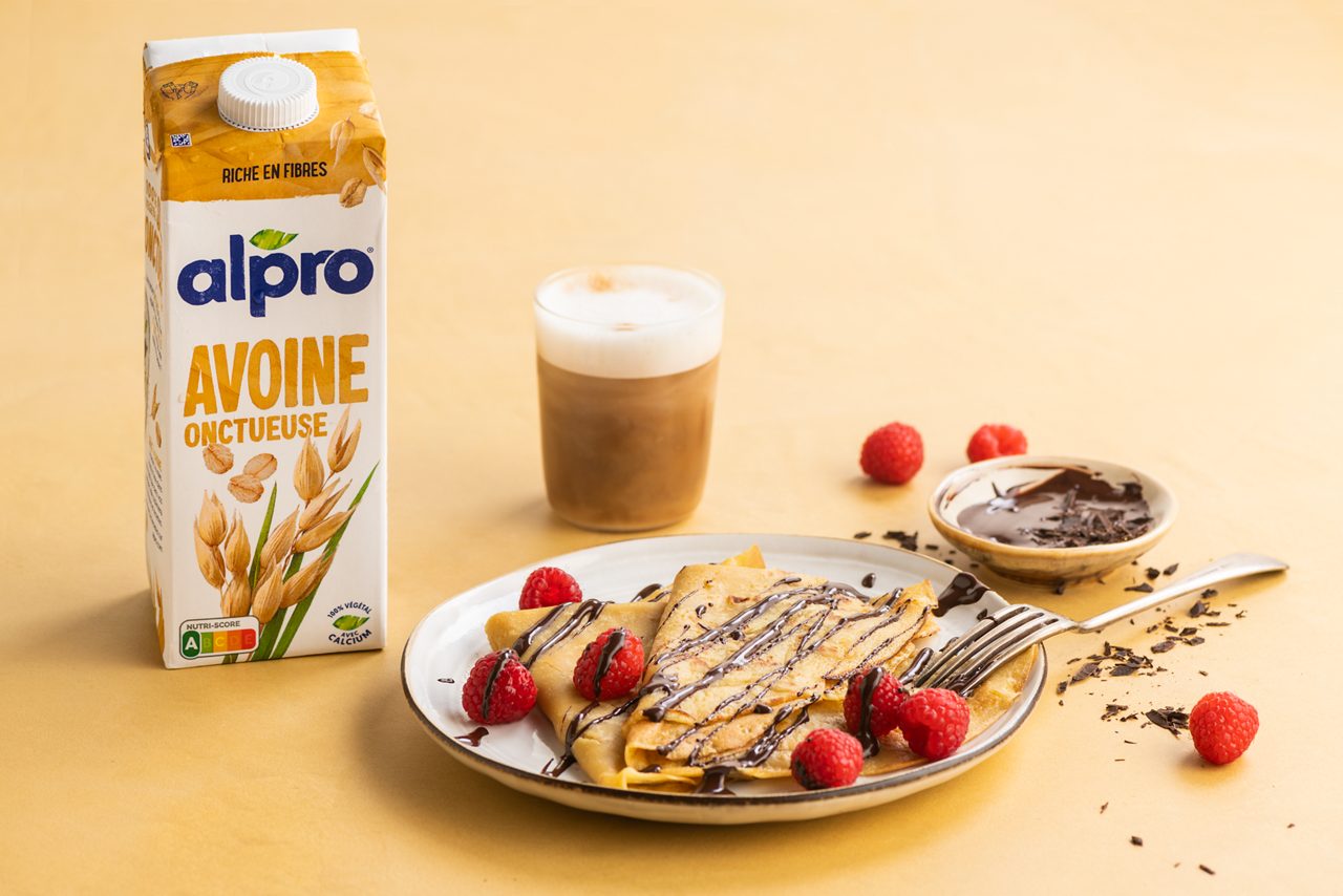 5D5AB55A-5D18-4F0C-87AAF77471E0CEC1<br>A_FYY_NA_Master_Recipe_Image_RaspberryPancakes_NA_Drinks_Original_Oat_NA_TetraUHT_1L_HR-081.tif