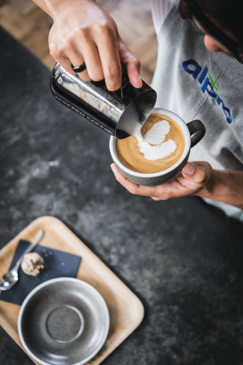 86CAB595-CF09-4E1C-9A846F3FD5506020<br>A_CoffeePlatform_CoffeePlatform_Master_IG_Image____Drinks_BaristaOne_NA_NA_TetraUHT_1l_HR_ 07<br>