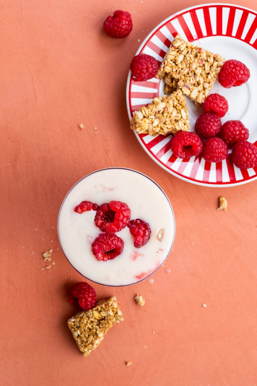 EA6DB1B5-B0DF-4692-A4041531131E253C<br>A_Product_NoSugars_Master_ALL_Image_SoyNoSugars__NA_Drinks_NS_Soy_NA_TetraUHT_1l_HR_smoothie-312.tif