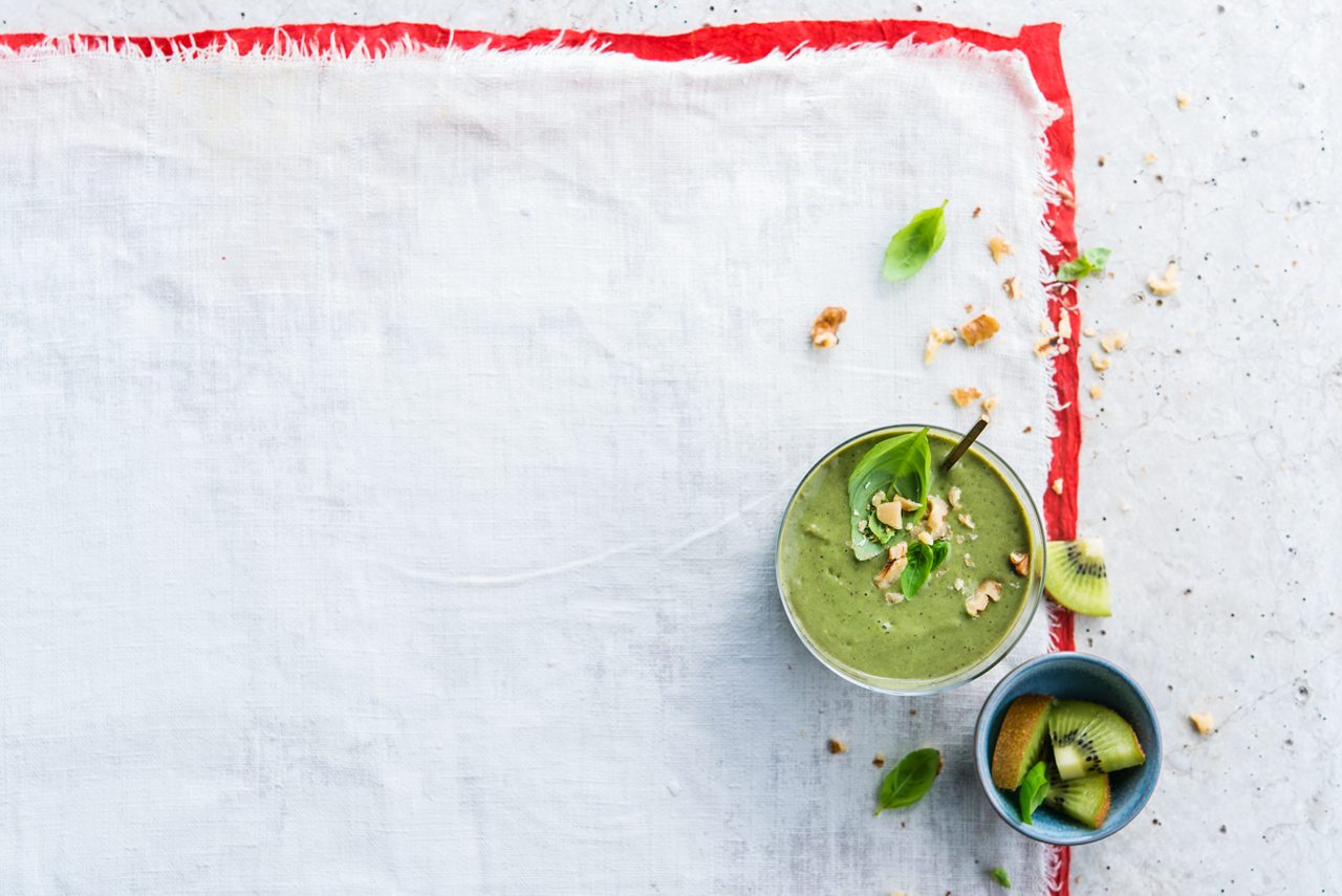 D3B55E81-A15F-46E1-B1B0F14126662CF1<br>A_NoSugars_NA_Master_Recipe_Image_greenveggiesmoothie___Drinks_Unsweetened_Soy_NA_TetraUHT_1l_HR_horizontal.tif<br>Green Goddess Smoothie

Go green with this vibrant fruit & veg smoothie with Alpro Soya Unsweetened Drink

"4 kiwi fruit
2 bananas 
40g walnuts 
1l Alpro Soya Unsweetened Drink
40g spinach
A handful of fresh basil
To garnish:
A few extra basil leaves and walnuts"

"1.	Peel the kiwi and banana and cut into chunks. 
2.	Put all the ingredients into a blender. 
3.	Whizz well until it’s smooth and even. 
4.	Divide between four glasses and finish with a basil leaf and a sprinkle of chopped walnuts. It sure is green for get up and go with this vibrant green smoothie!"