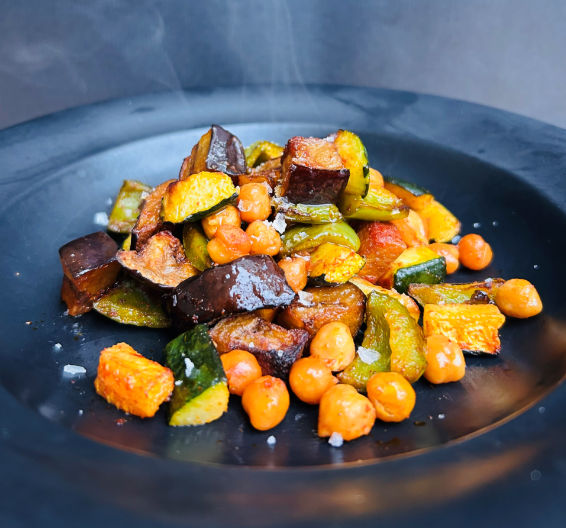 ES_chickpea_vegetable_salad_image