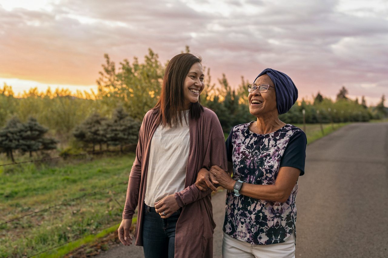 Female cancer patient and adult daughter