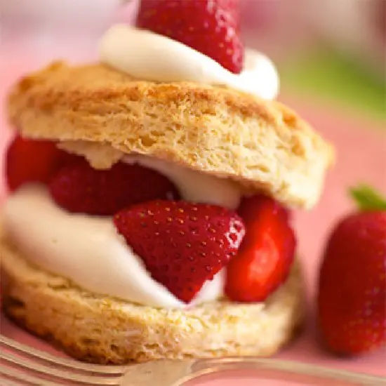 Strawberry shortcake with whipped cream layers