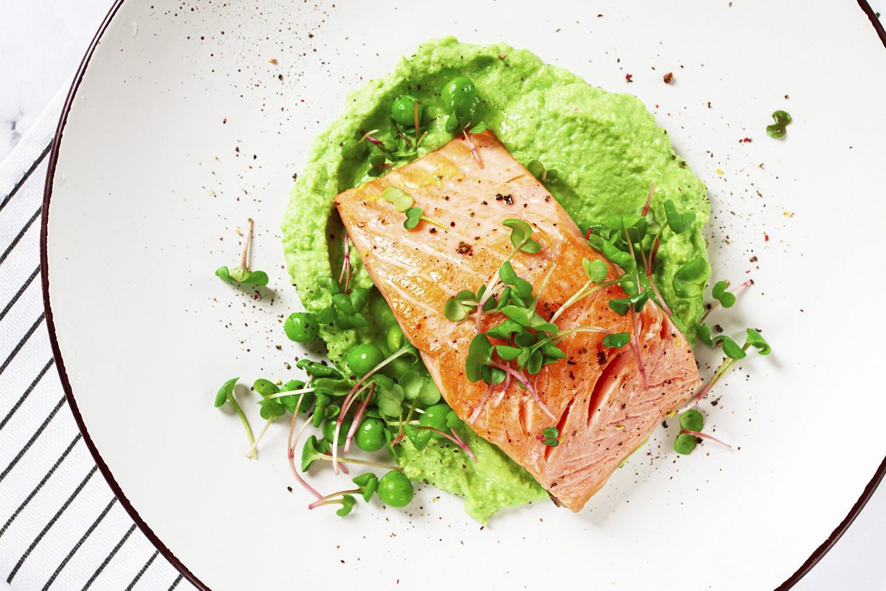 Fischfilet mit Erbsen-Minz-Pürree