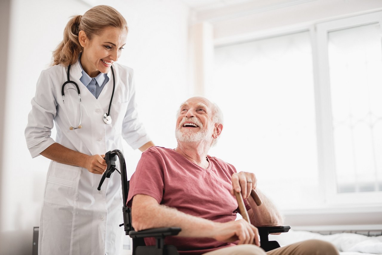 doctor-smile-patient