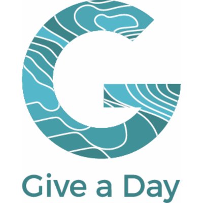 Give a Day-logo met een turquoise letter G en organisch lijnpatroon.
