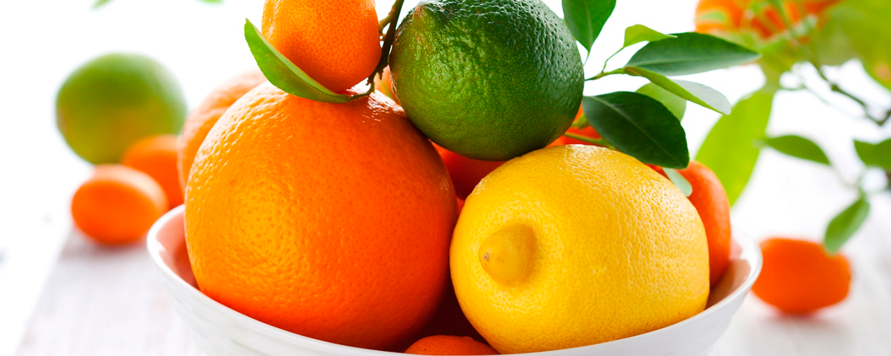 Frutta di stagione per fare il pieno di energia