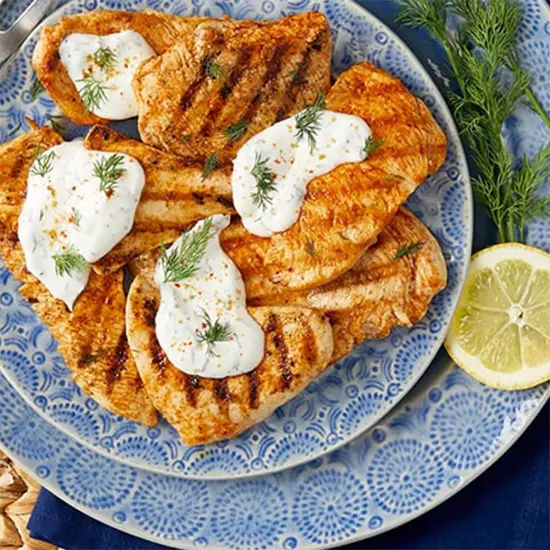 Grilled salmon with creamy dill sauce