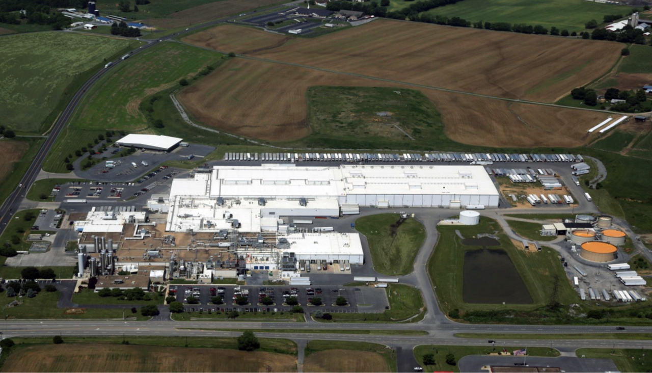 Exterior aerial view of the Danone North America Minster, Ohio plant. 