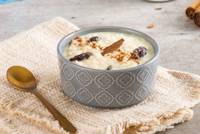 Arroz con leche y canela, una idea de comida para bebés