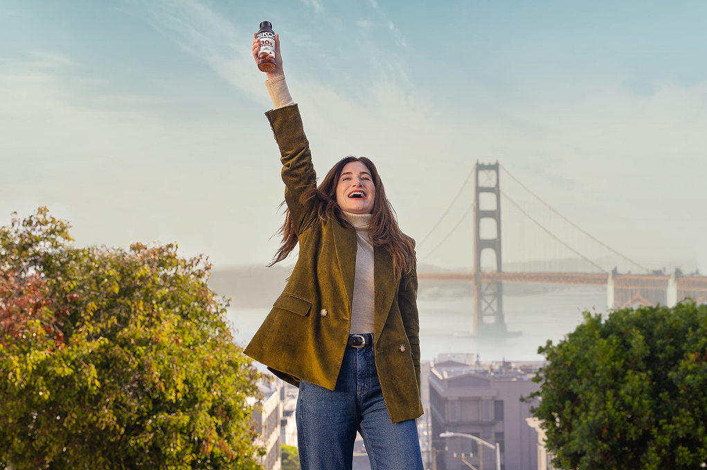 Oikos_superbowl_Kathryn_Hann_teaser_1