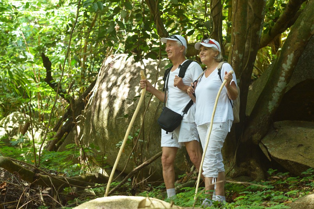 elderly couple rest at tropical beach; Shutterstock ID 1020652879; Business Division: Advanced Medical Nutrition; Business Unit: Benelux; Name: Danique van der Tas