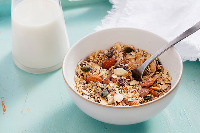 muesli con almendras y chabcano