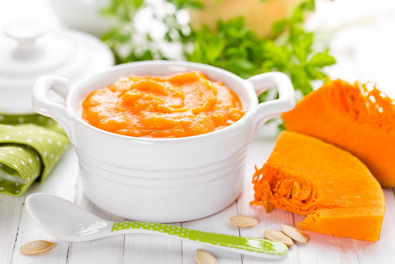 Herbstlicher Babybrei mit Kürbis, Birnen und Reis