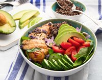 Aptamil Buddha Bowl mit Dinkelreis, Hühnchen und Avocado