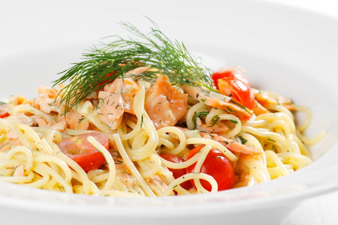 Spaghetti mit Lachs und Fenchel