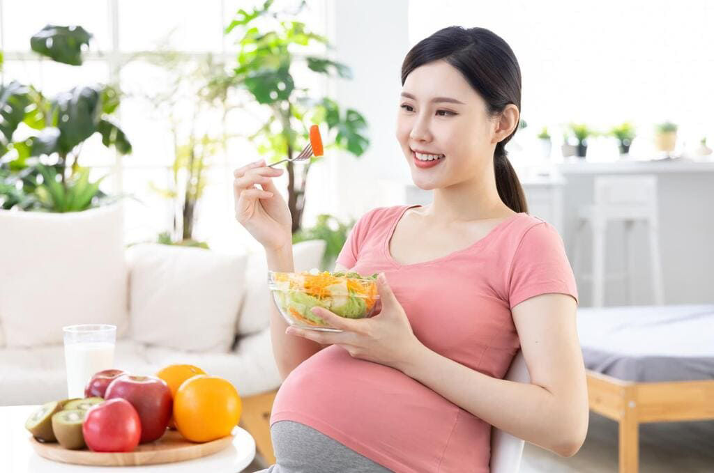 bầu 3 tháng giữa nên ăn gì