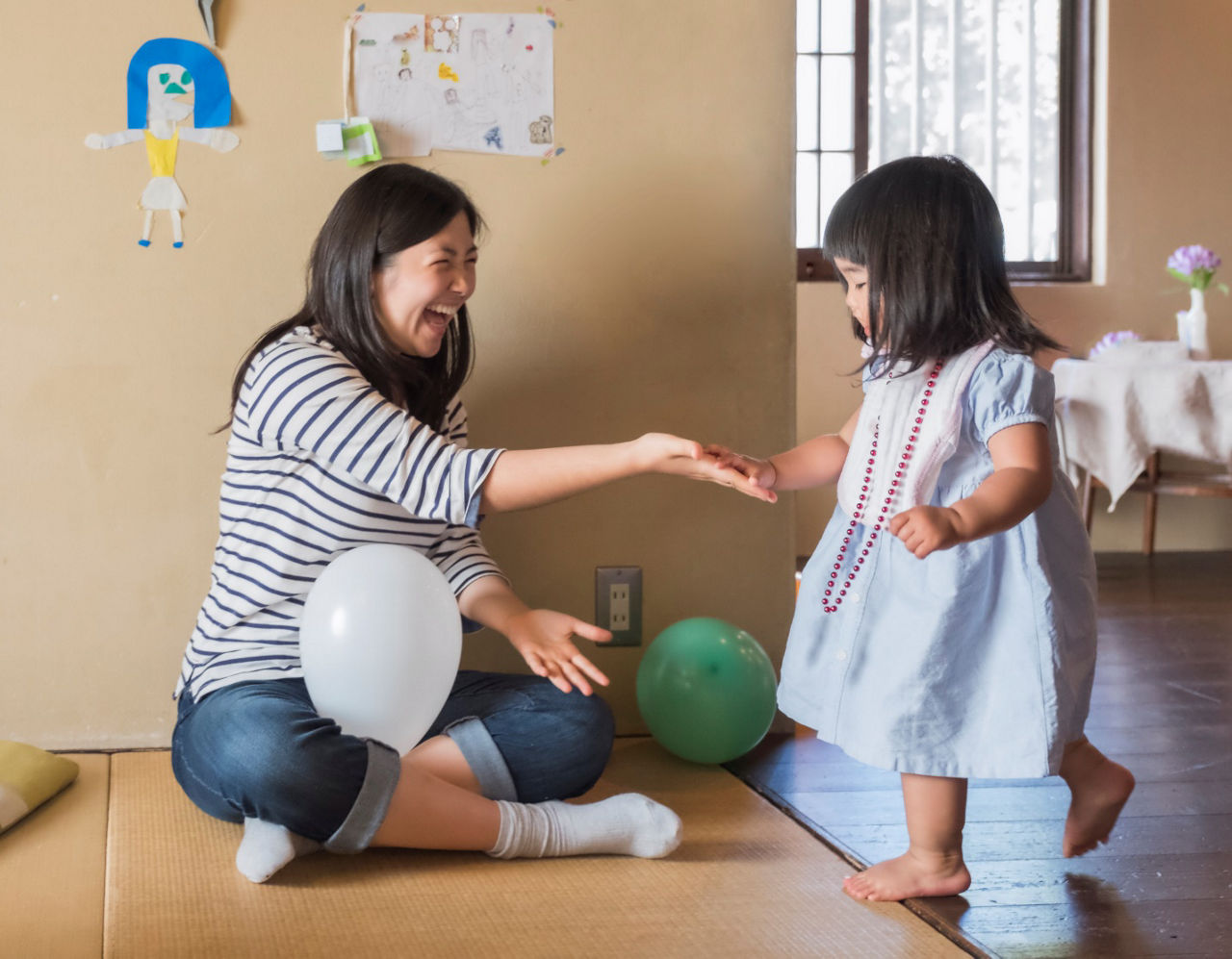 Trẻ 18 tháng biết nói những gì