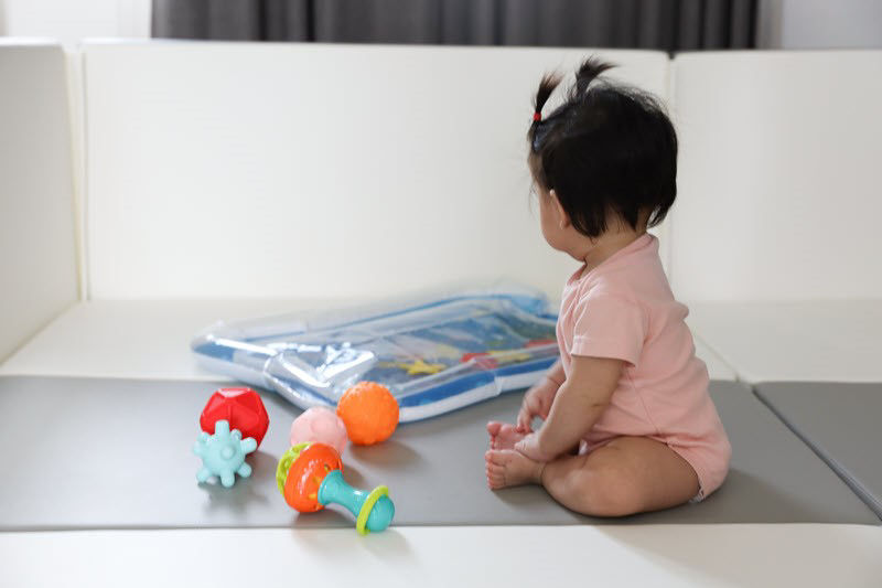 Bé 5 tháng nặng bao nhiêu kg, cao bao nhiêu cm là chuẩn?