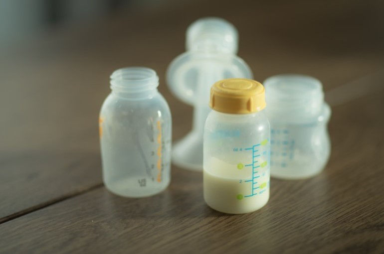 Các nguyên nhân sữa mẹ bị loãng