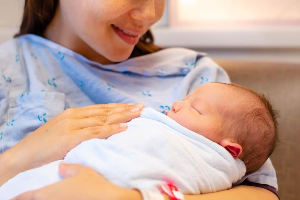 Bí quyết chăm sóc mẹ sau sinh mổ giúp phục hồi sức khỏe nhanh