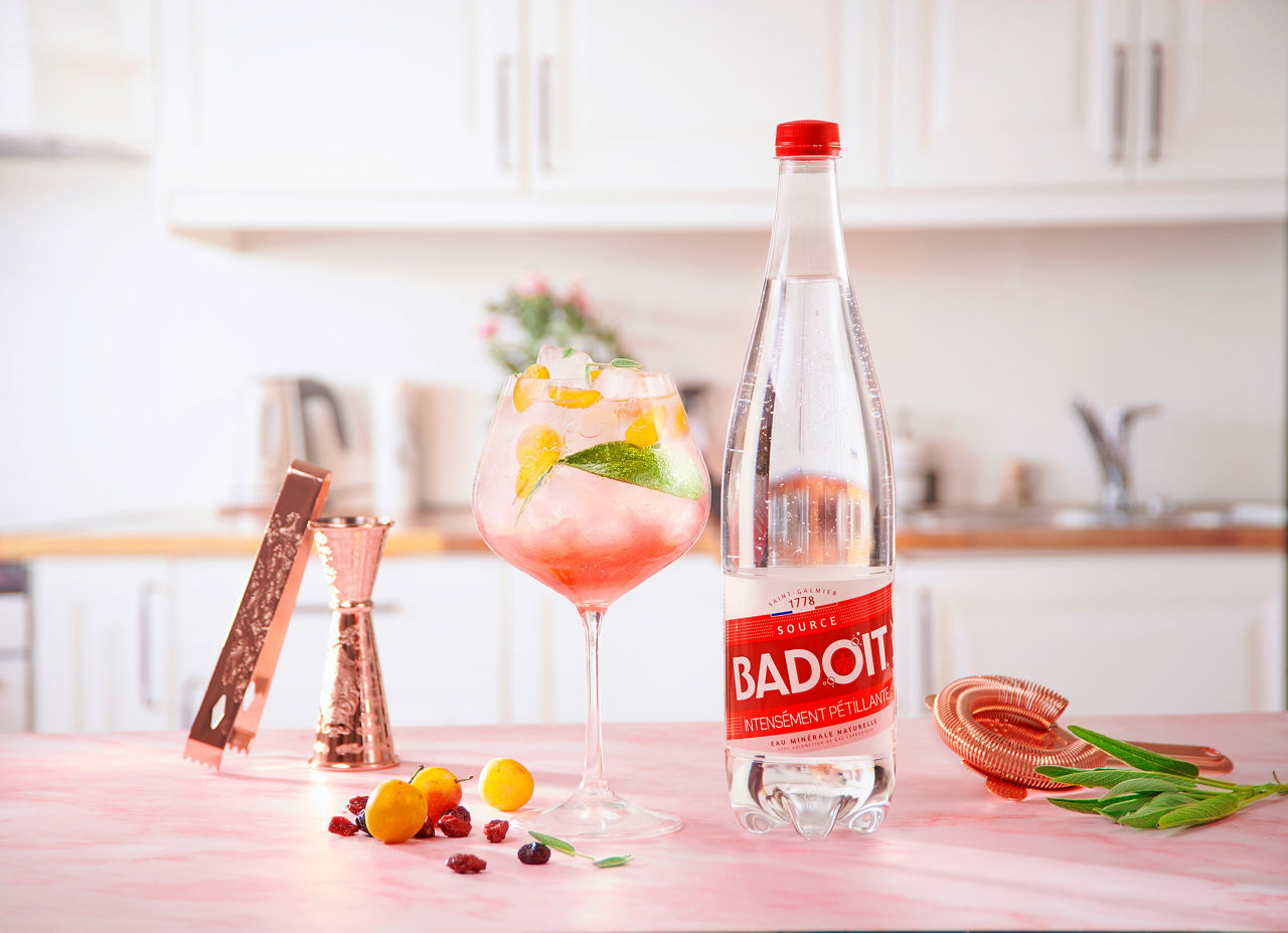 Divers formats de bouteilles de Badoit en verre