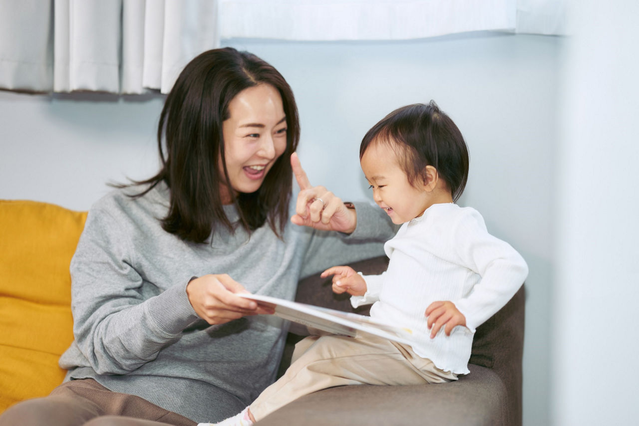 Cùng trẻ chơi các trò chơi rèn luyện trí não