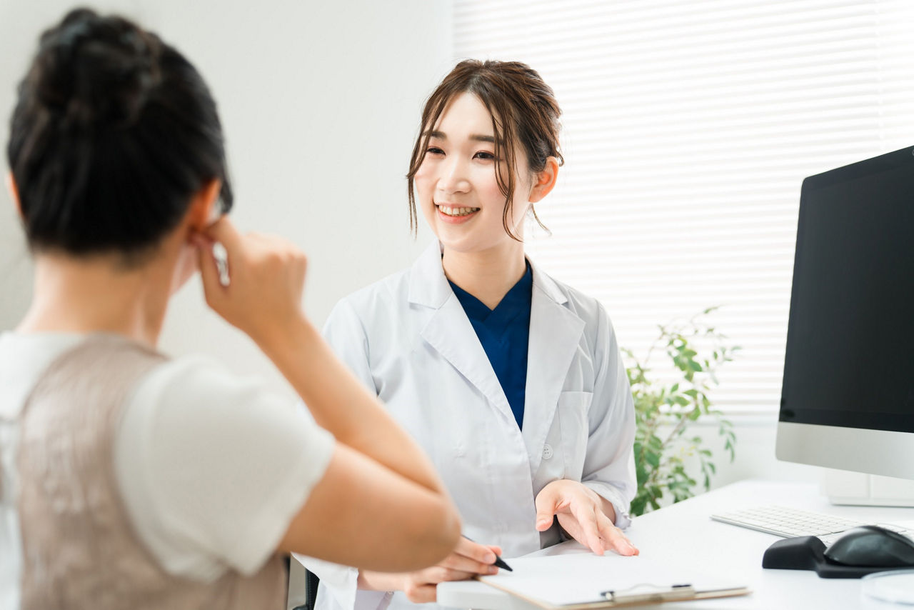 Dấu hiệu phát triển bất thường ở trẻ 1 tuổi cần đến bác sĩ