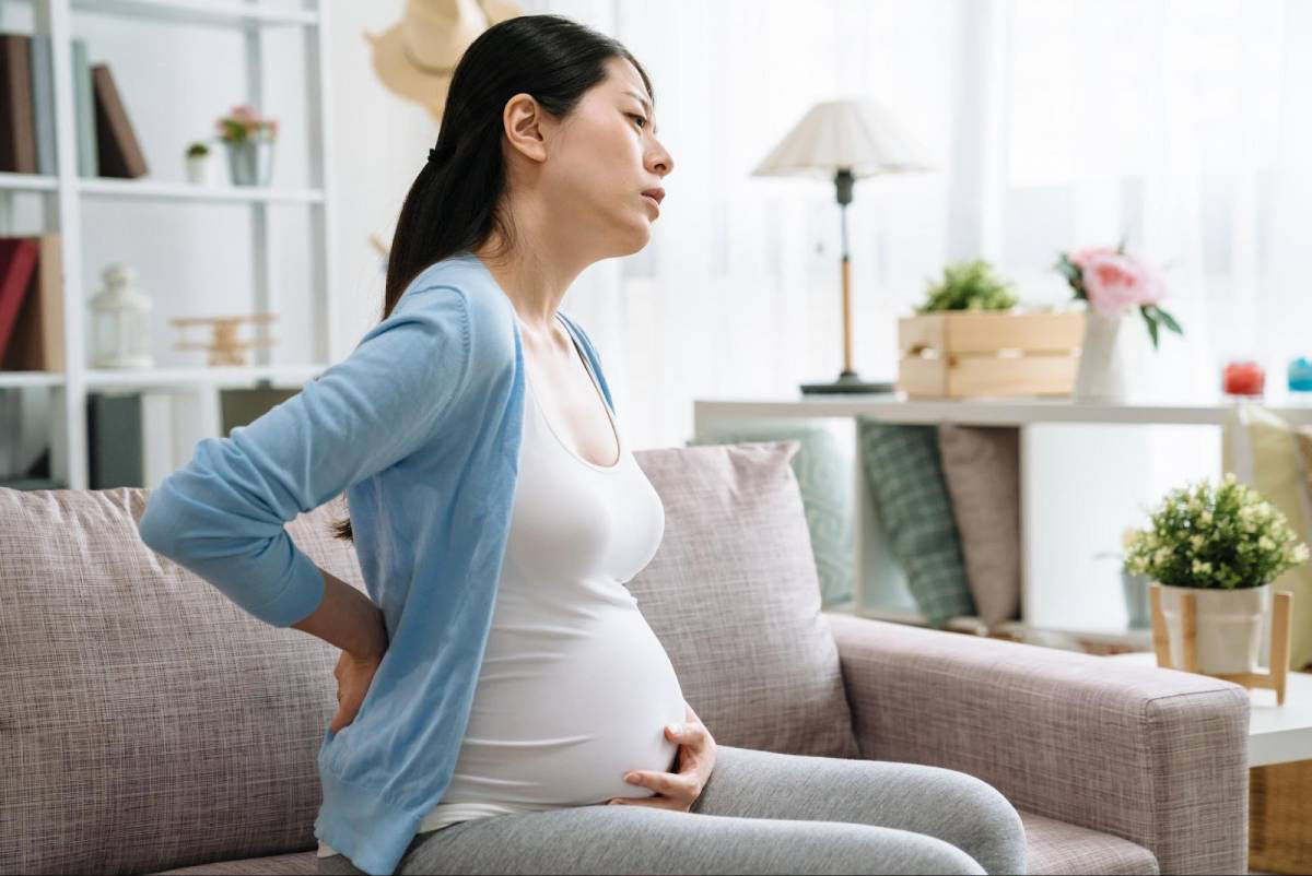 Mẹ bầu thiếu Kẽm thường xuyên mệt mỏi, ốm nghén nặng, ăn không ngon…