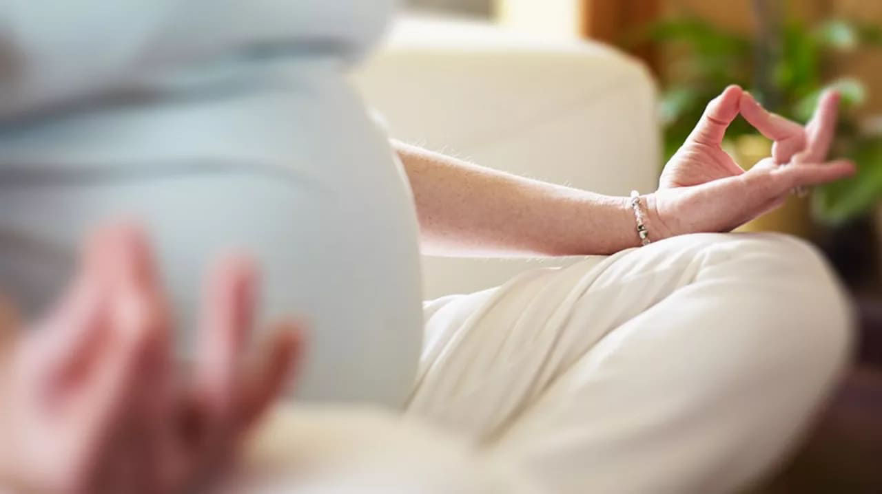 Để thai nhi phát triển khỏe mạnh, mẹ nên lưu ý gì?