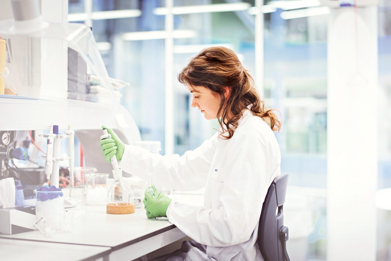 discover-nutricia-research-scientist.tif