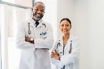 dois-medicos-juntos
