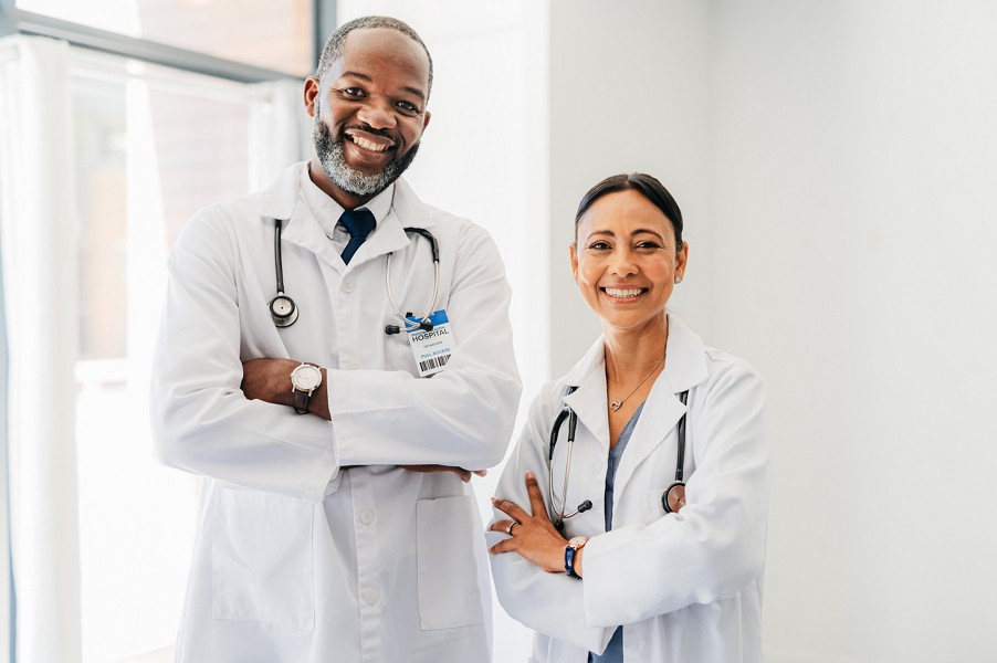 dois-medicos-juntos