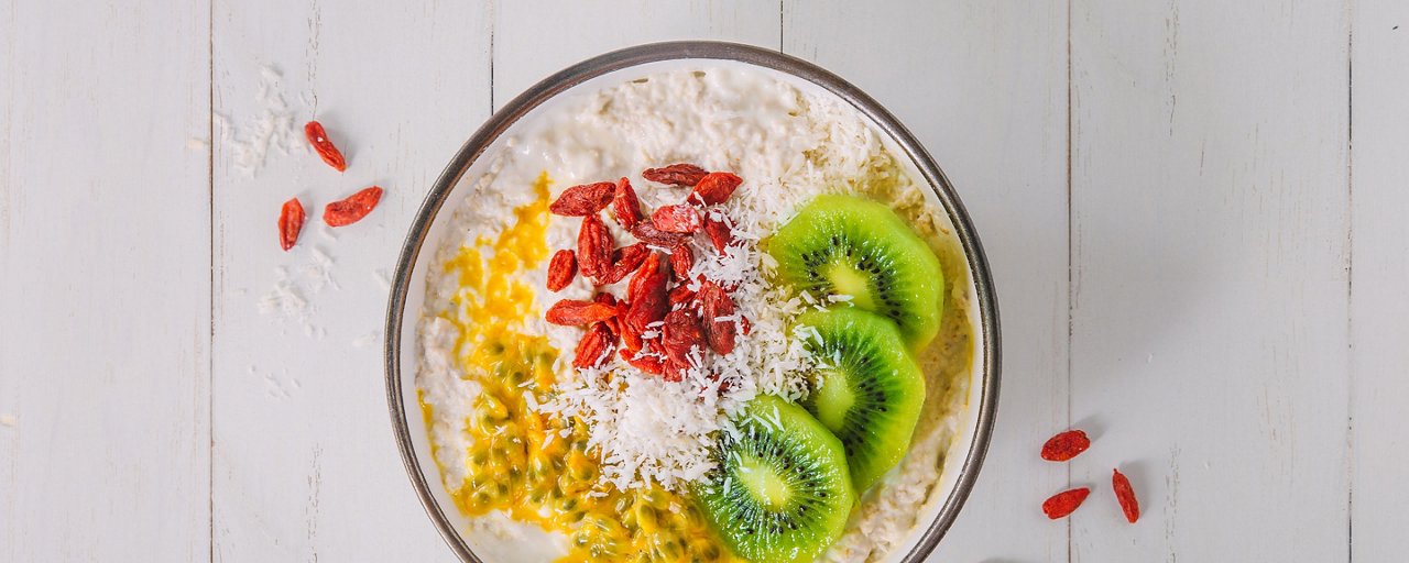 Activia Joghurtschale mit Obst