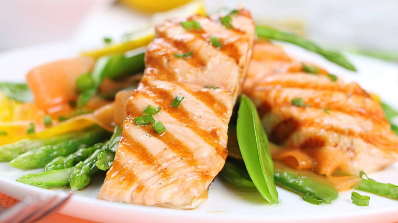 Fish in Pregnancy, Smoked Salmon, Tuna, Sushi & More