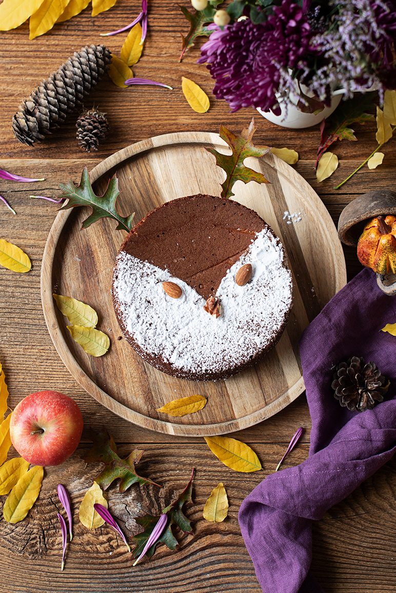 Apfel-Griesskuchen mit Fuchsgesicht