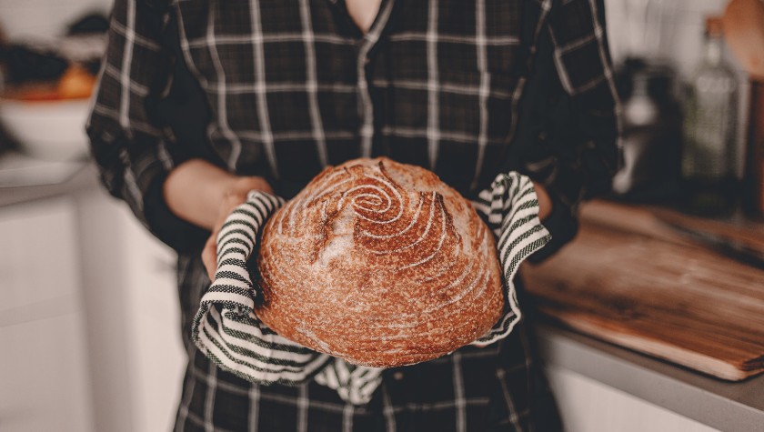 La cuisson du pain pauvre en protéines