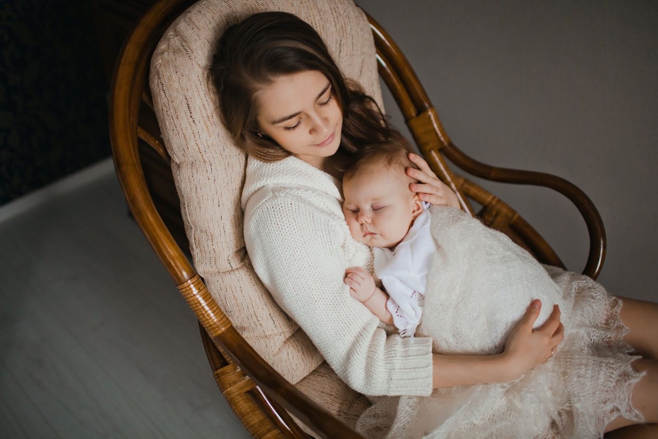 how-new-moms-can-get-more-sleep
