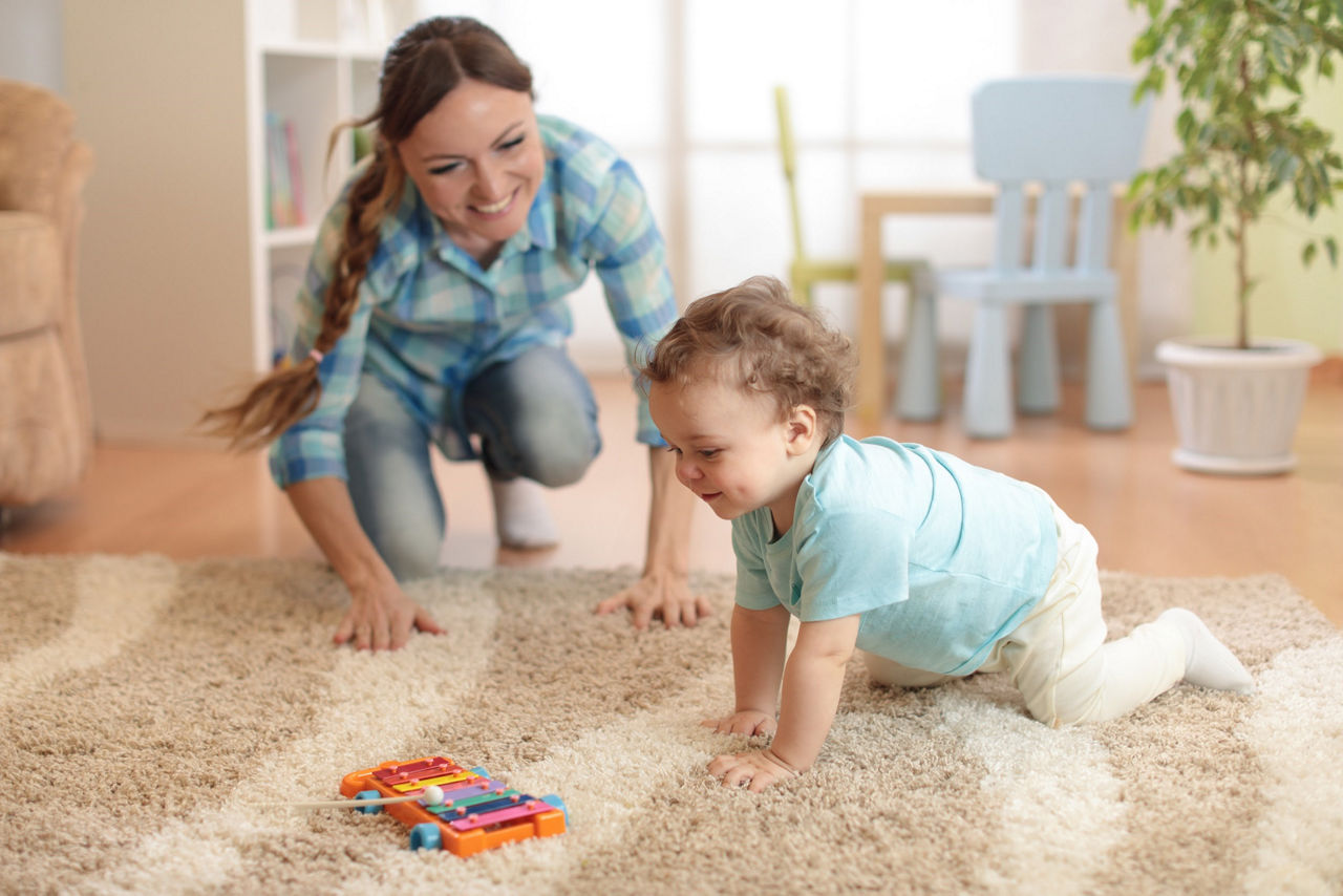 Làm thế nào hỗ trợ bé 11 tháng tuổi phát triển tốt?