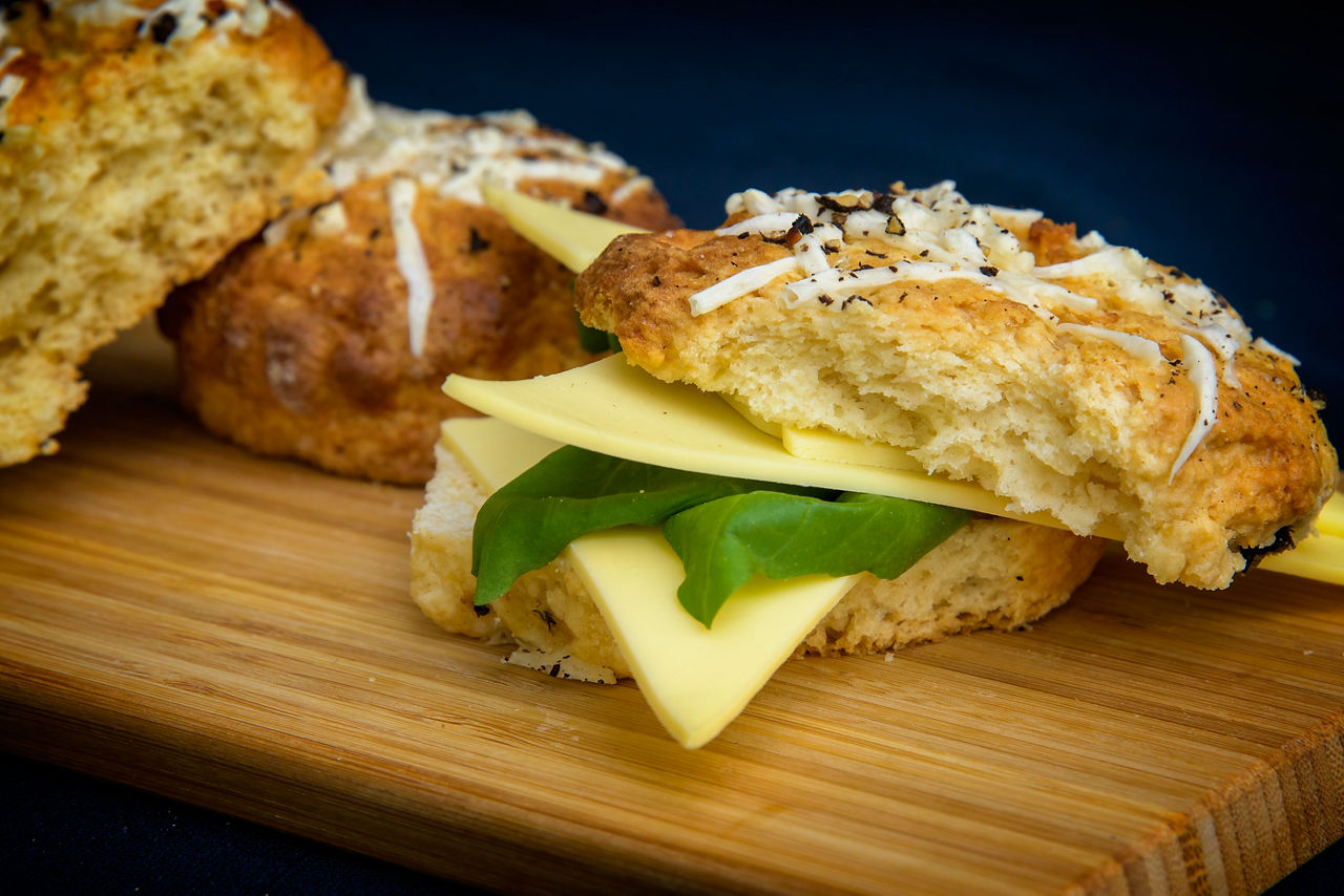 Low protein cheese scones